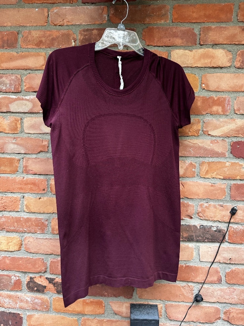 lululemon Swiftly Tech Short Sleeve Top Size 10
